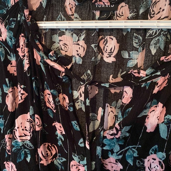 Torrid Blouse 2X - Picture 3 of 6